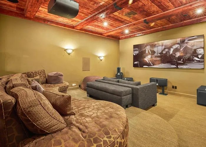 Castle On Black Mountain Breathtaking Panoramic Views And Outdoor Entertainment