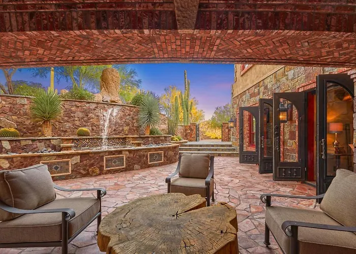 Castle On Black Mountain Breathtaking Panoramic Views And Outdoor Entertainment Cave Creek