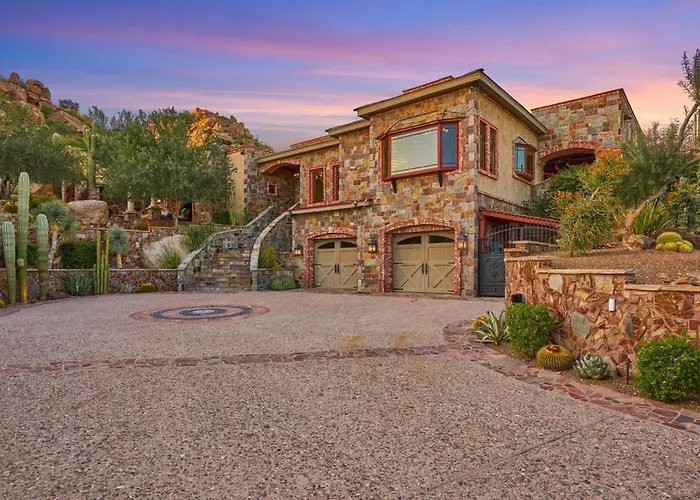 Castle On Black Mountain Breathtaking Panoramic Views And Outdoor Entertainment Holiday home *